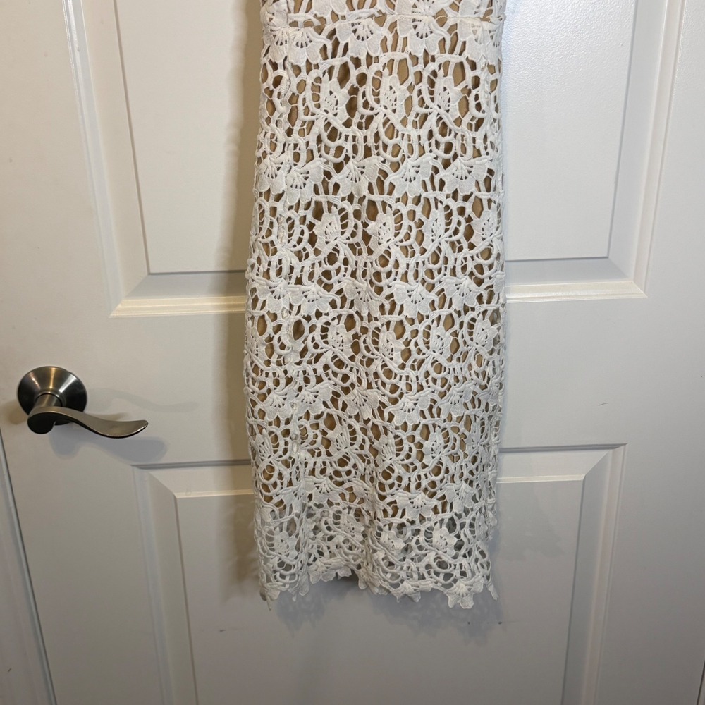 Revolve J.O.A. Los Angeles White Crochet Lace V-Neck Boho Cocktail Mini Dress XS - Picture 6 of 9